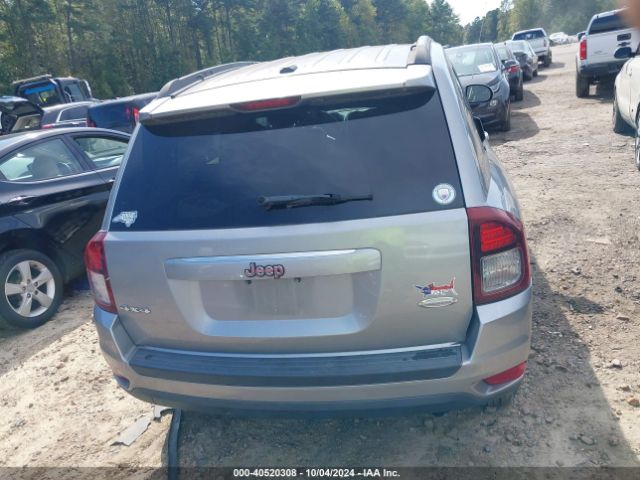 1C4NJDEB8GD617332 Jeep Compass Latitude