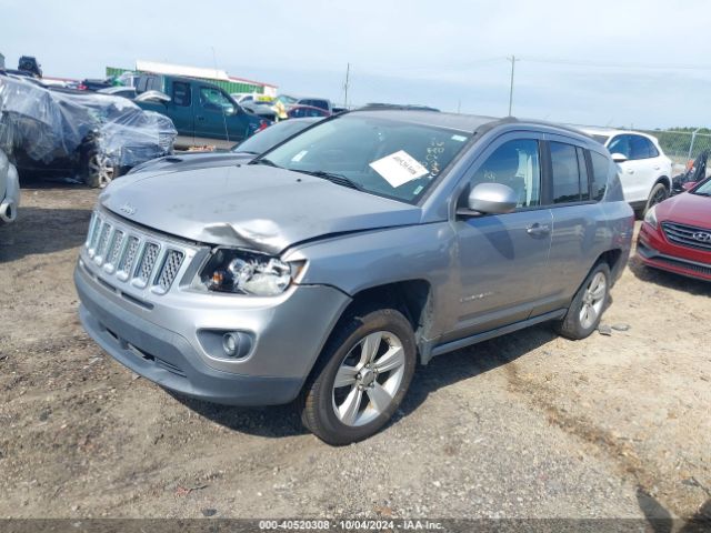 1C4NJDEB8GD617332 Jeep Compass Latitude