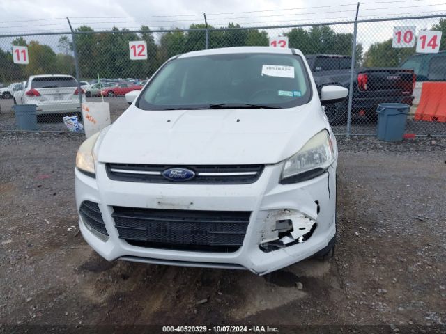 1FMCU0GX0EUA87396 Ford ESCAPE SE