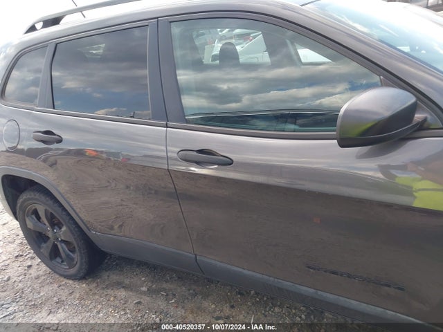 1C4PJLABXHW666918 Jeep Cherokee Altitude Fwd