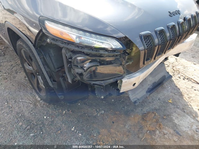1C4PJLABXHW666918 Jeep Cherokee Altitude Fwd