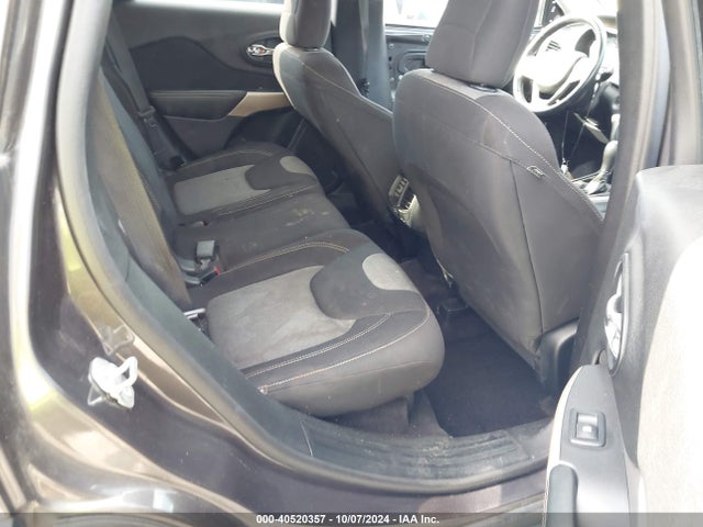 1C4PJLABXHW666918 Jeep Cherokee Altitude Fwd