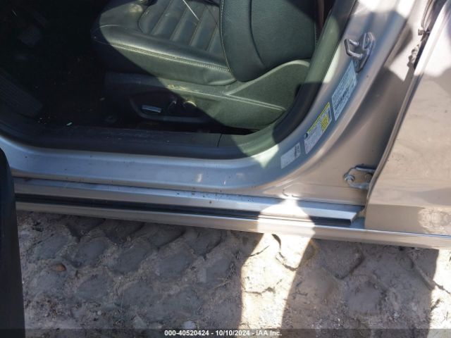 3FA6P0MU3KR202861 Ford Fusion Hybrid Sel