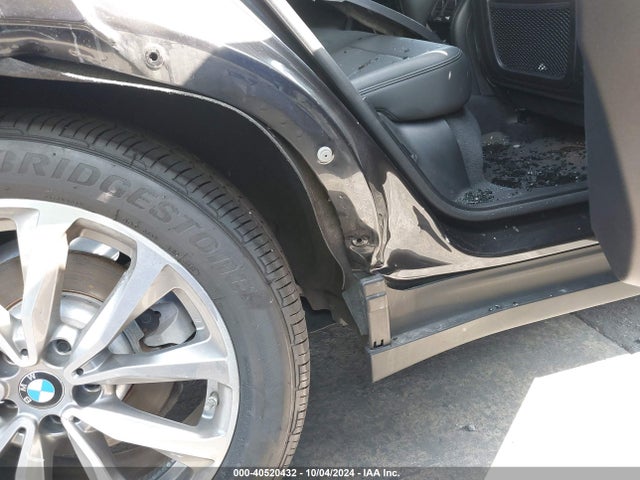 5UXUJ3C56KLG54379 BMW X4 Xdrive30i