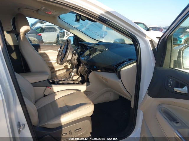 Ford Escape Titanium 2017 1FMCU0JD3HUC73338 Image 5