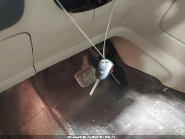 Ford C-max Energi Se 2017 1FADP5EU0HL117597 Image 11