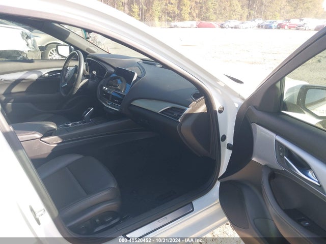 2021 CADILLAC CT5 1G6DW5RK7M0131369 Photo 4