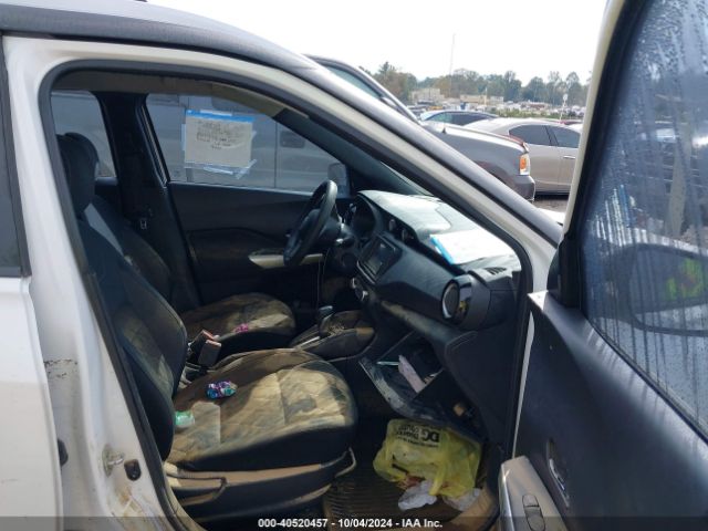 3N1CP5CU2JL509924 Nissan KICKS SV