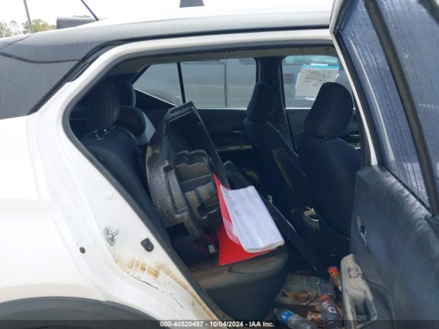 3N1CP5CU2JL509924 Nissan KICKS SV