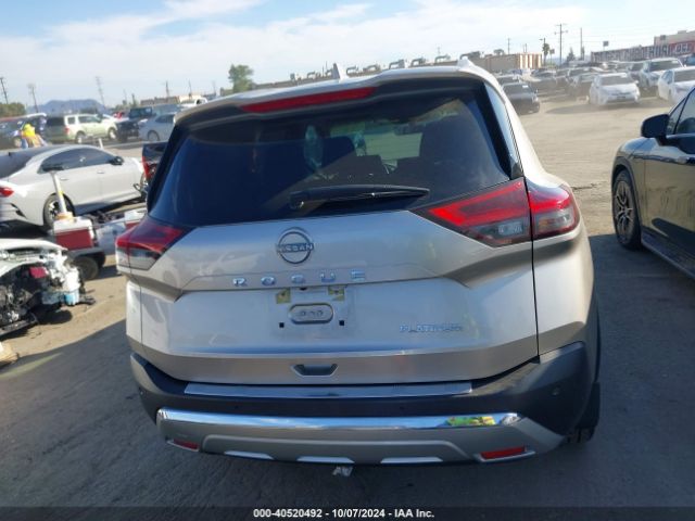 JN8BT3DCXPW103623 Nissan Rogue Platinum Fwd