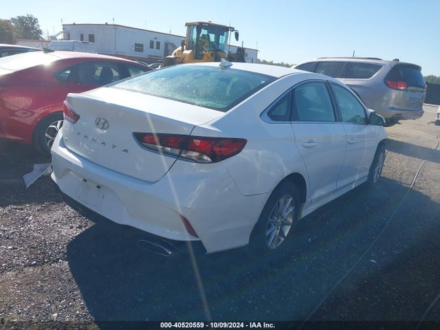 Hyundai SONATA SE 2019 5NPE24AF4KH743230 Image 4