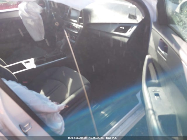 Hyundai SONATA SE 2019 5NPE24AF4KH743230 Image 5