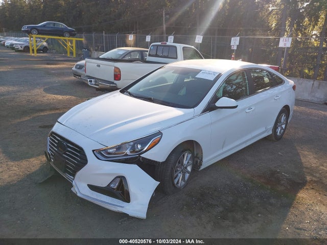 Hyundai SONATA SE 2018 5NPE24AF9JH609814 Image 2