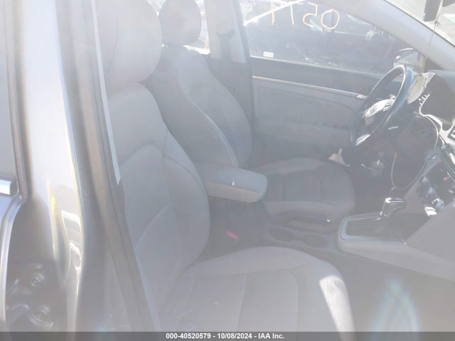 Hyundai Elantra Limited 2019 5NPD84LF8KH451927 Image 5