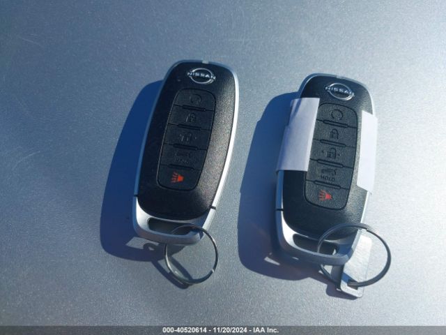 JN8BT3BA8PW010021 Nissan Rogue Sv Fwd