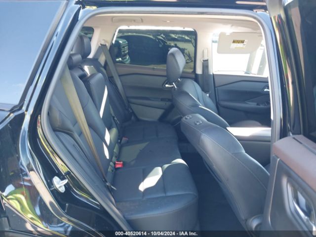 JN8BT3BA8PW010021 Nissan Rogue Sv Fwd