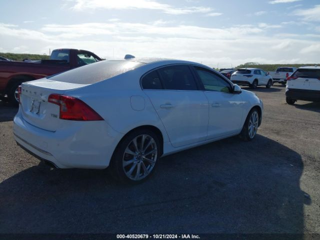 LYV402HM1JB189203 Volvo S60 Inscription T5 Platinum