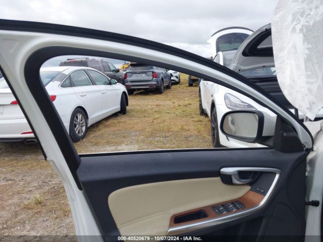 LYV402HM1JB189203 Volvo S60 Inscription T5 Platinum