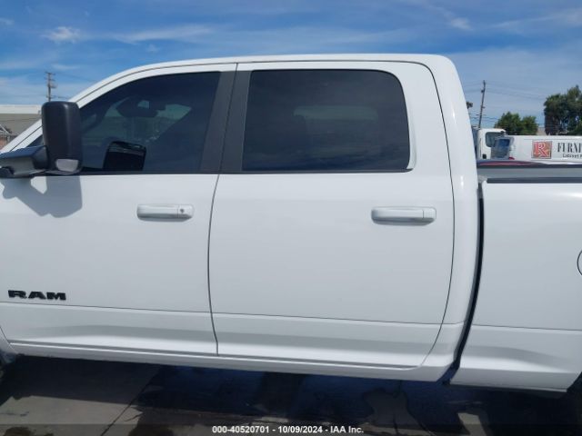 3C6UR5DL1NG124748 RAM 2500 Big Horn  4x4 6'4 Box