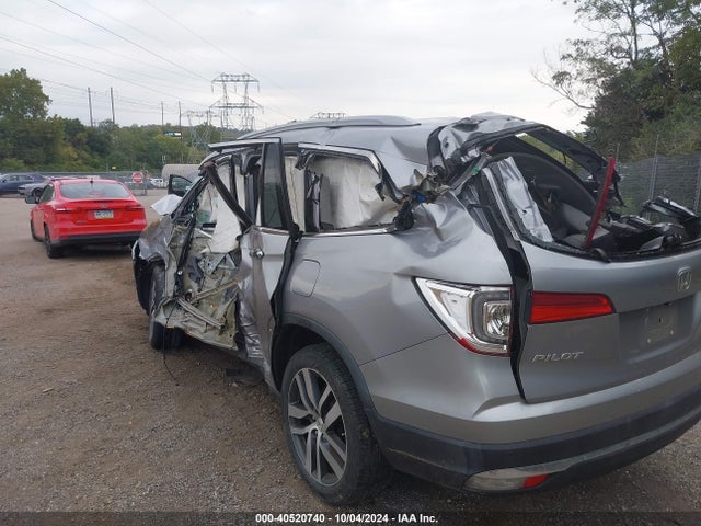 Honda Pilot Touring 2017 5FNYF6H97HB042508 Image 16