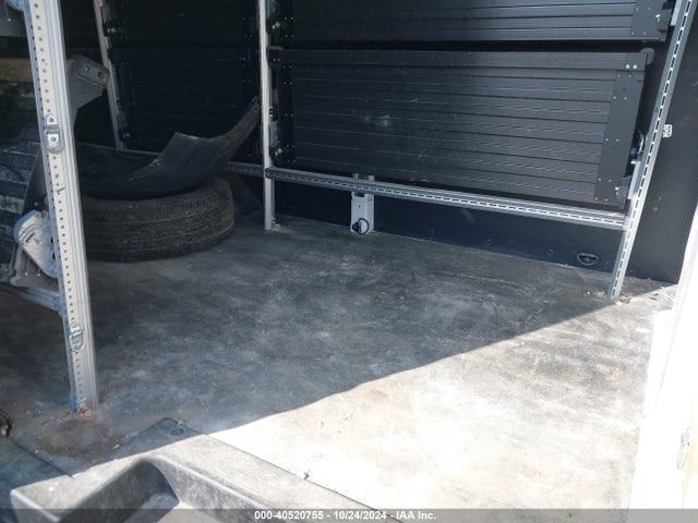 Ford Transit-250 2017 1FTYR3XM0HKA41120 Image 8