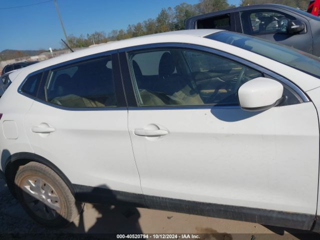 JN1BJ1CR4KW326456 Nissan Rogue Sport S