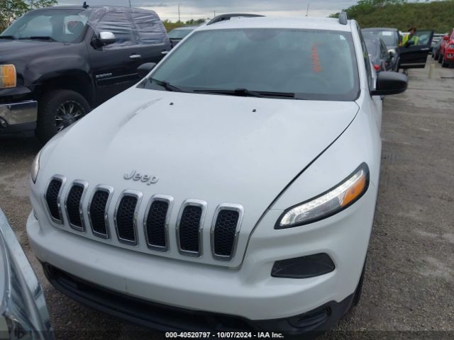 1C4PJLAB5GW324498 Jeep Cherokee Sport