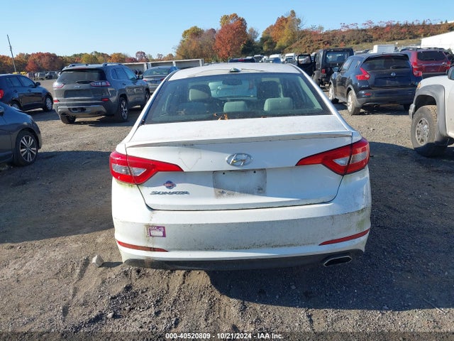 Hyundai SONATA SE 2016 5NPE24AF5GH288900 Image 16