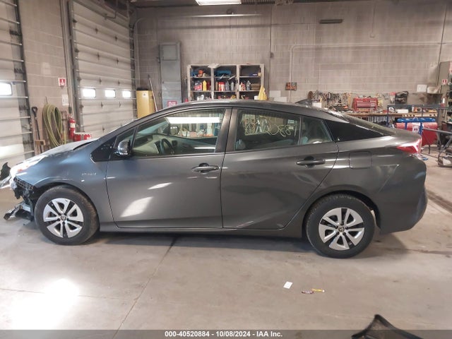 Toyota Prius Two Eco 2016 JTDKARFU2G3011076 Image 14