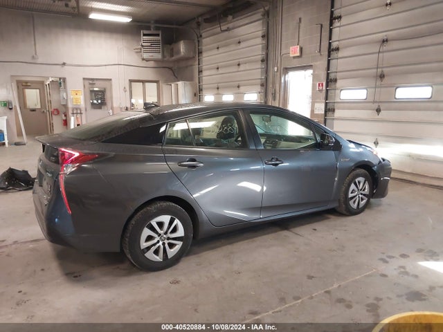 Toyota Prius Two Eco 2016 JTDKARFU2G3011076 Image 4