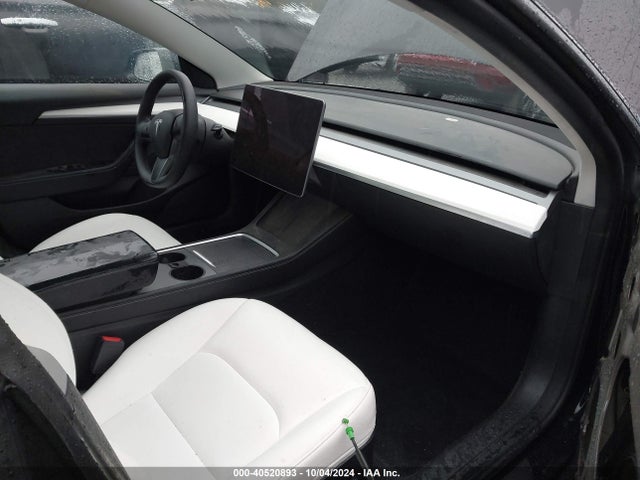 2022 TESLA MODEL 3 5YJ3E1EB1NF204197 Photo 4