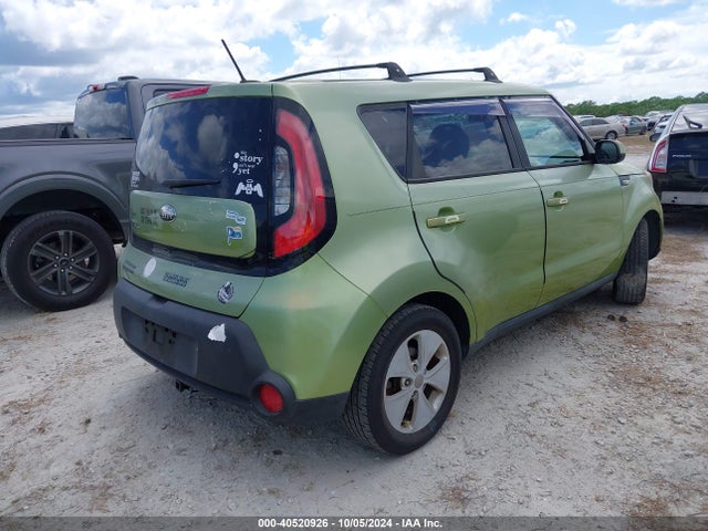KNDJN2A25E7715629 KIA Soul
