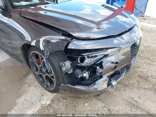 ZARFAMBN7N7665411 Alfa Romeo Giulia Veloce Ti Rwd