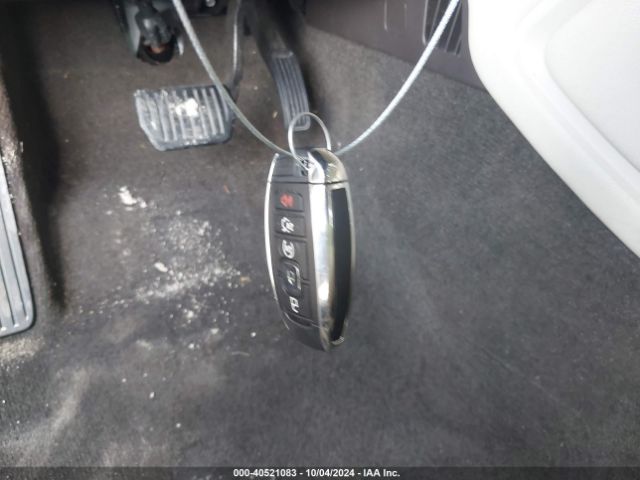 1LN6L9TK7K5613088 Lincoln Continental Select