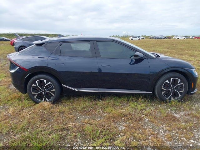 KIA Ev6 Wind 2023 KNDC34LA7P5127583 Image 12