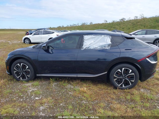 KIA Ev6 Wind 2023 KNDC34LA7P5127583 Image 13
