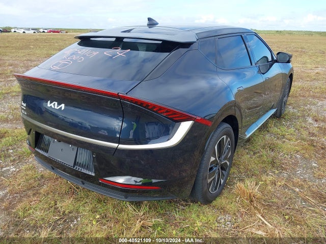KIA Ev6 Wind 2023 KNDC34LA7P5127583 Image 4