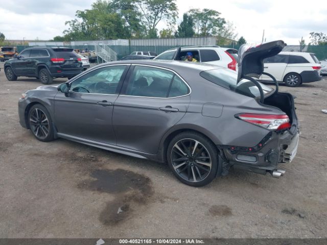 4T1B61HK8JU059130 Toyota CAMRY XSE