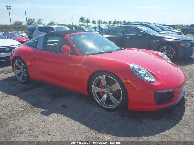 2018 PORSCHE 911 WP0BB2A93JS134762 Photo 0
