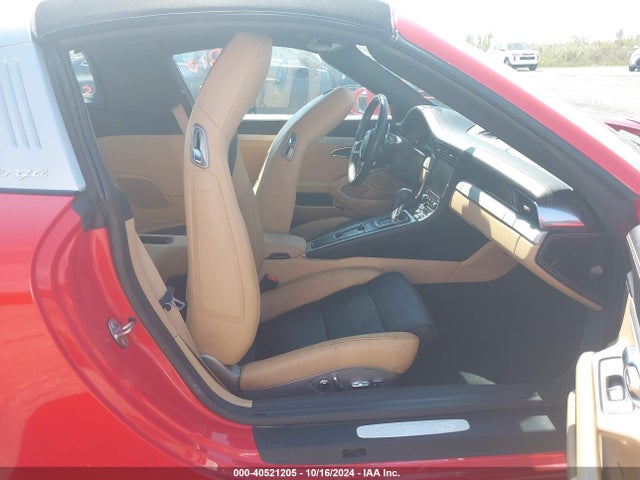 2018 PORSCHE 911 WP0BB2A93JS134762 Photo 4
