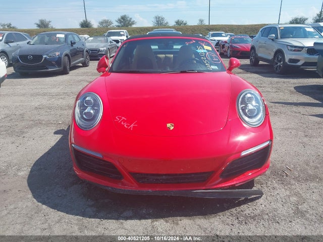 2018 PORSCHE 911 WP0BB2A93JS134762 Photo 5