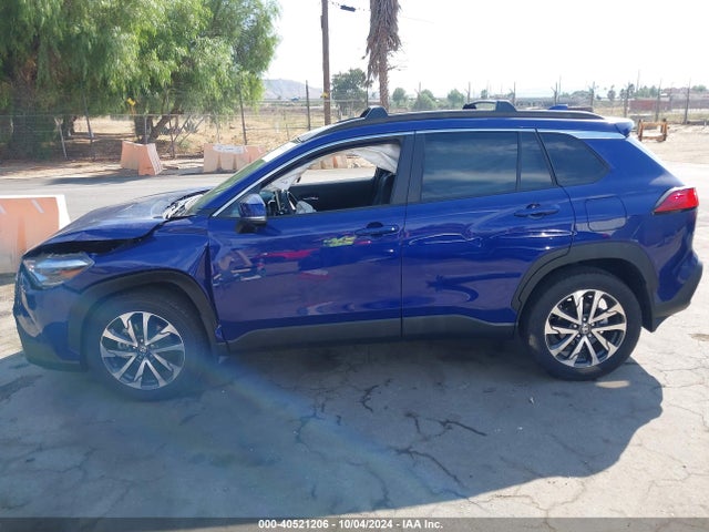 Toyota Corolla Cross Xle 2024 7MUDAAAG7RV082602 Image 14
