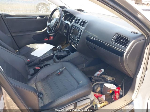 3VWL07AJ6FM401424 Volkswagen Jetta 1.8t Sel