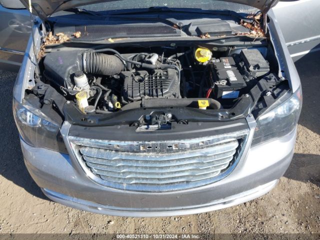 2C4RC1HG5GR149302 Chrysler Town & Country S
