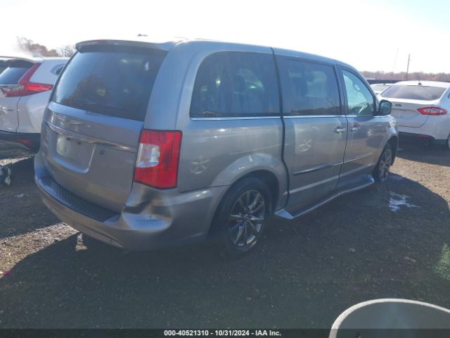 2C4RC1HG5GR149302 Chrysler Town & Country S