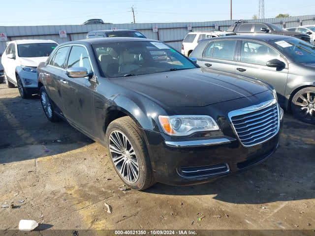 Chrysler 300 Uptown Edition 2014 2C3CCARG6EH381788 Image 1