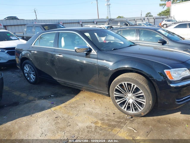 Chrysler 300 Uptown Edition 2014 2C3CCARG6EH381788 Image 13