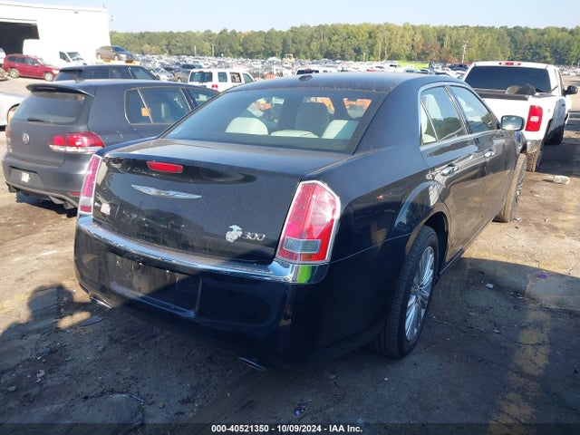 Chrysler 300 Uptown Edition 2014 2C3CCARG6EH381788 Image 4