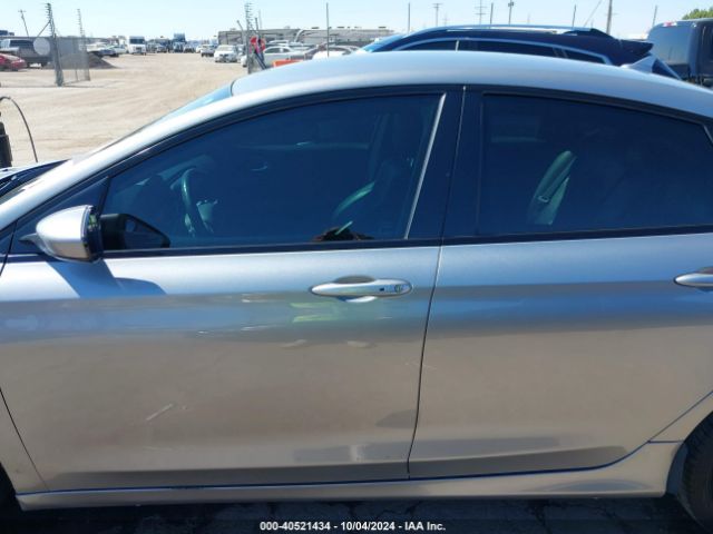 1C3CCCBG2FN516134 Chrysler 200 S