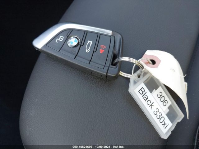 3MW89FF06R8D89231 BMW 3 Series 330i Xdrive